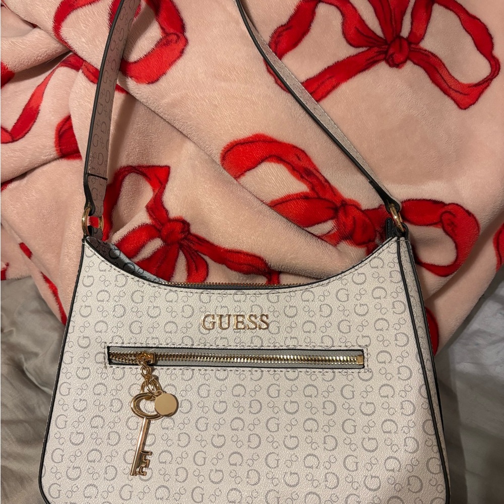 Guess White and Gold Shoulder Bag with Key Charm